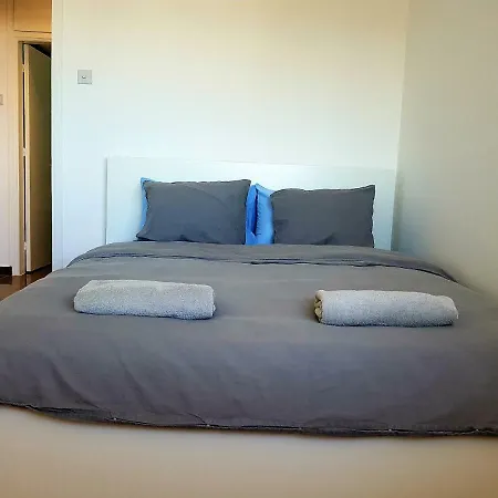 Lägenhet Sea Gate Luxury Larnaca